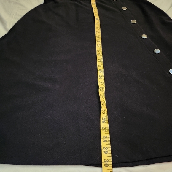 Talbots Black Full Skirt with Large Button Trim Size 10 - Picture 7 of 9